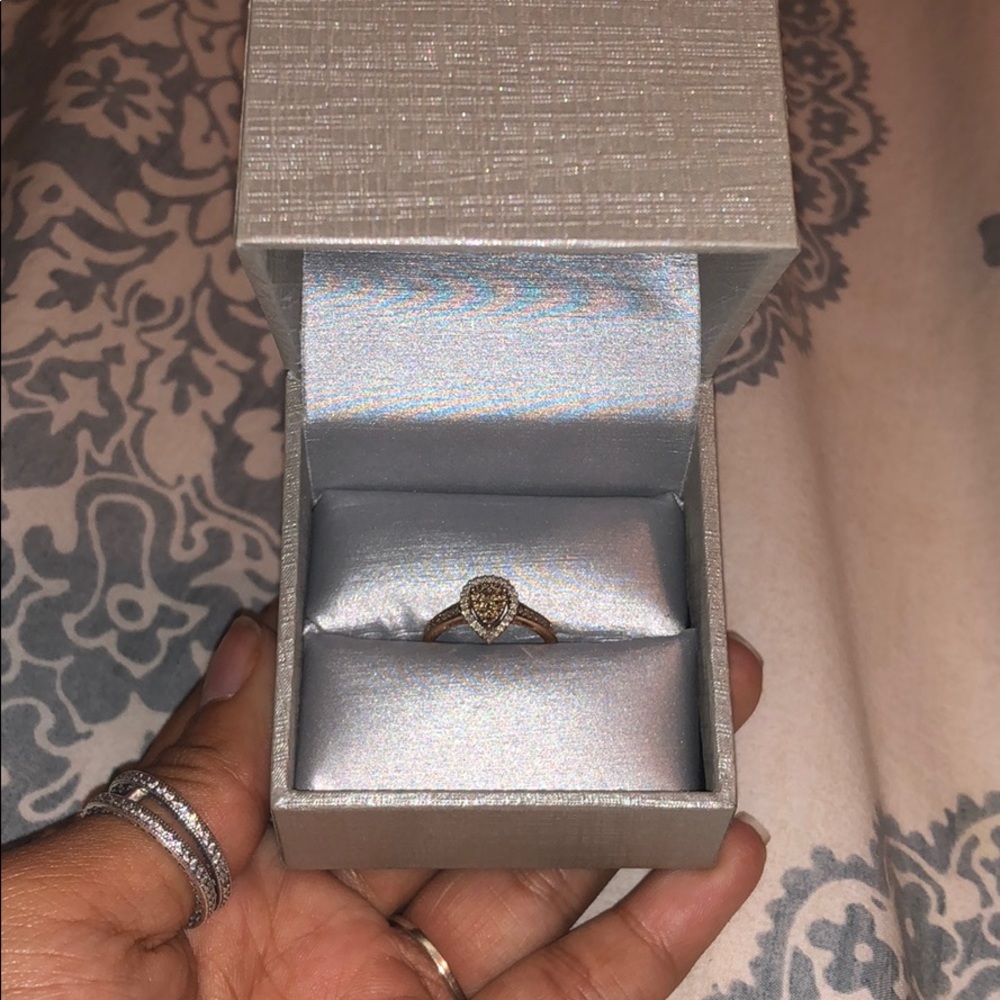 Zales: Chocolate diamond pear ring